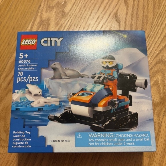 Lego City Arctic Explorer Snowmobile Building Block Set NEW Seal Glacier 60376 - Picture 2 of 3